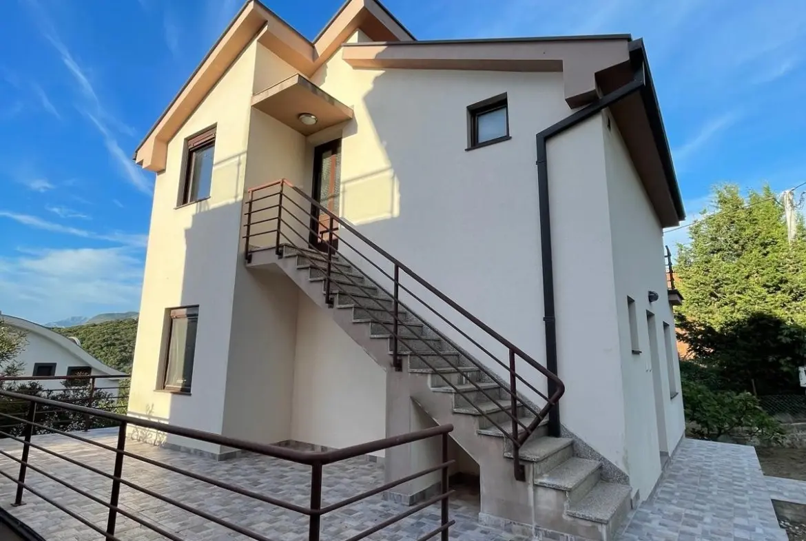 Villa Adriatic exterior and outdoor stairs
